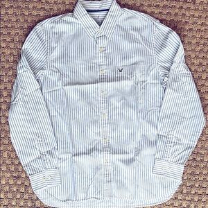 American Eagle Button Down Shirt